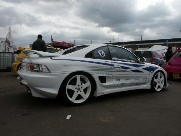 Toyota MR2 White Alloys White